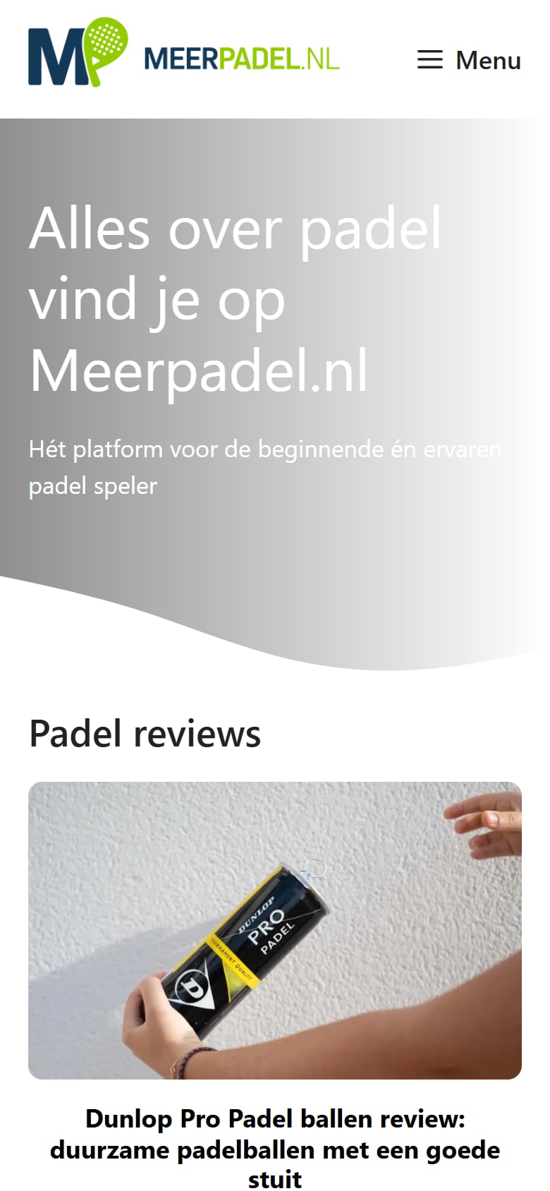 Homepage van Meerpadel.nl op mobiel